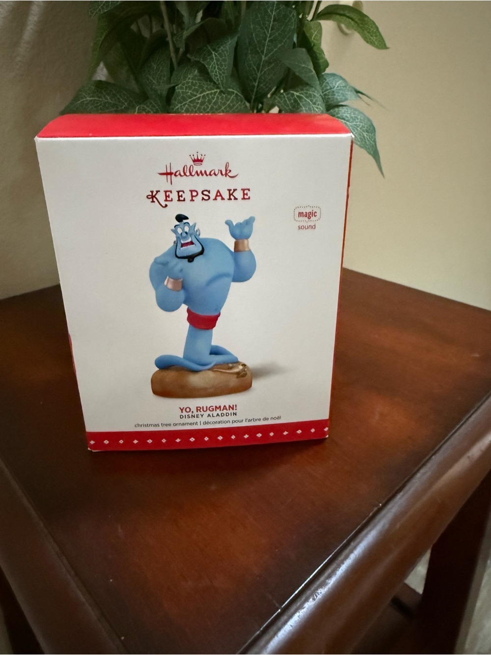 Hallmark Keepsake Disney Aladdin Genie Ornament 2015.